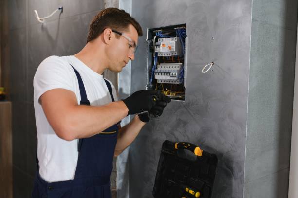 Best Licensed Electrician  in Cedar Hill, MO